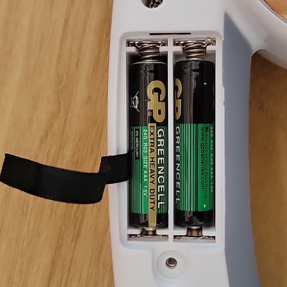 Bop It Pull Twist Shout Electronic Handheld Game TESTED and Works Great - Picture 9 of 9